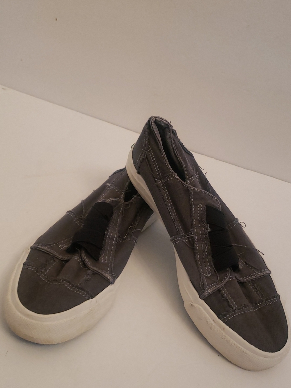 Blowfish Malibu Slip On Shoes Size 6/6.5